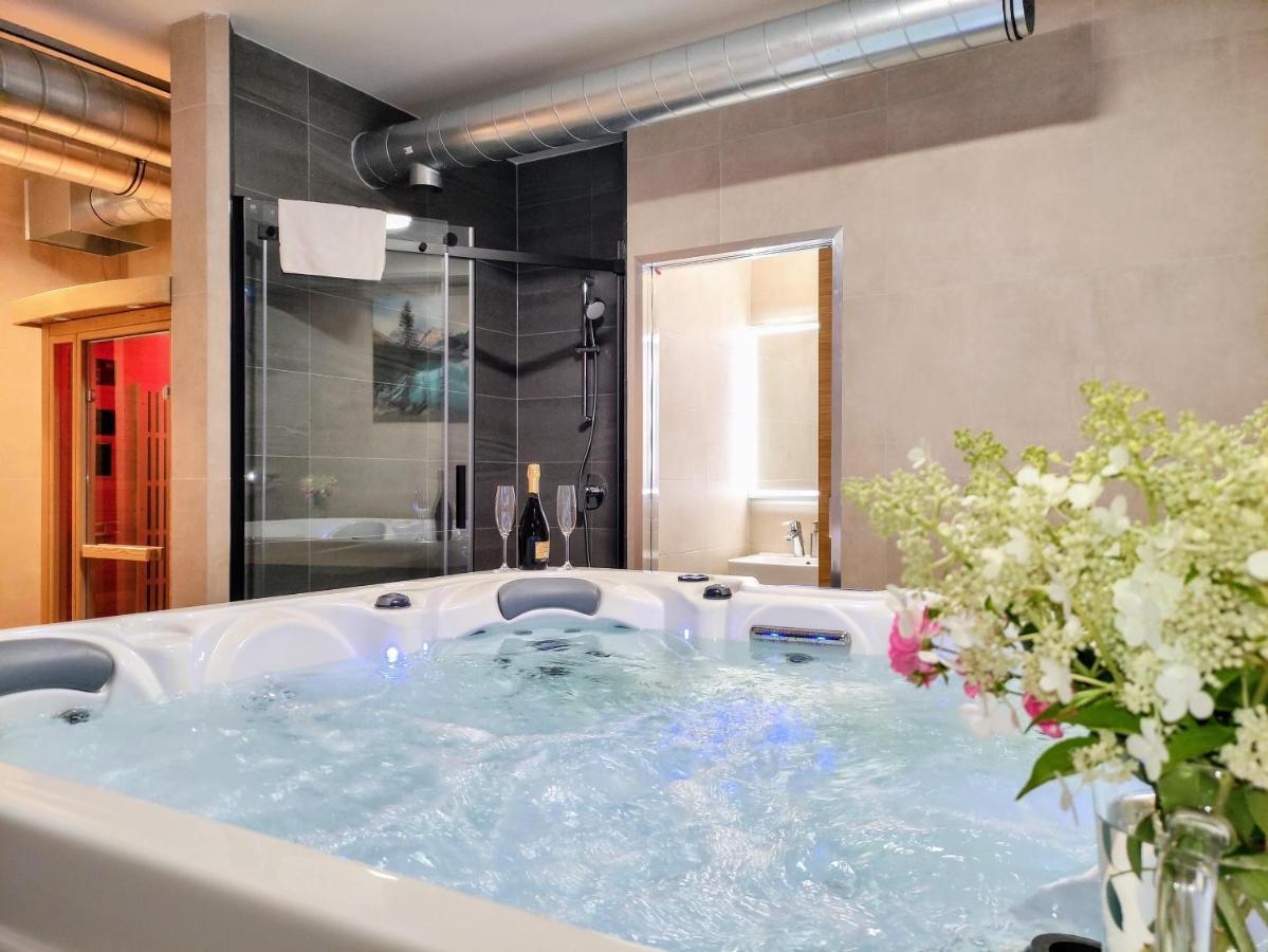 Grand Spa Harrachov - Wellness Luxusni Apartman S Velkou Virivkou, Saunou, Kuchyni A Venkovnim Posezenim V Centru Harrachova ภายนอก รูปภาพ