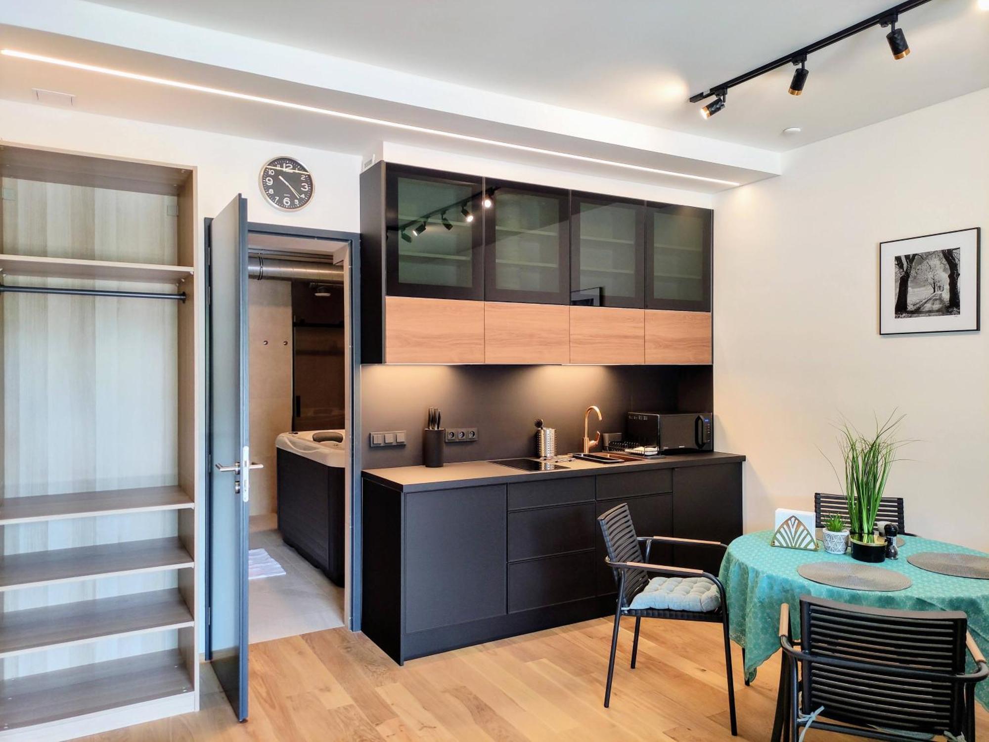 Grand Spa Harrachov - Wellness Luxusni Apartman S Velkou Virivkou, Saunou, Kuchyni A Venkovnim Posezenim V Centru Harrachova ห้อง รูปภาพ